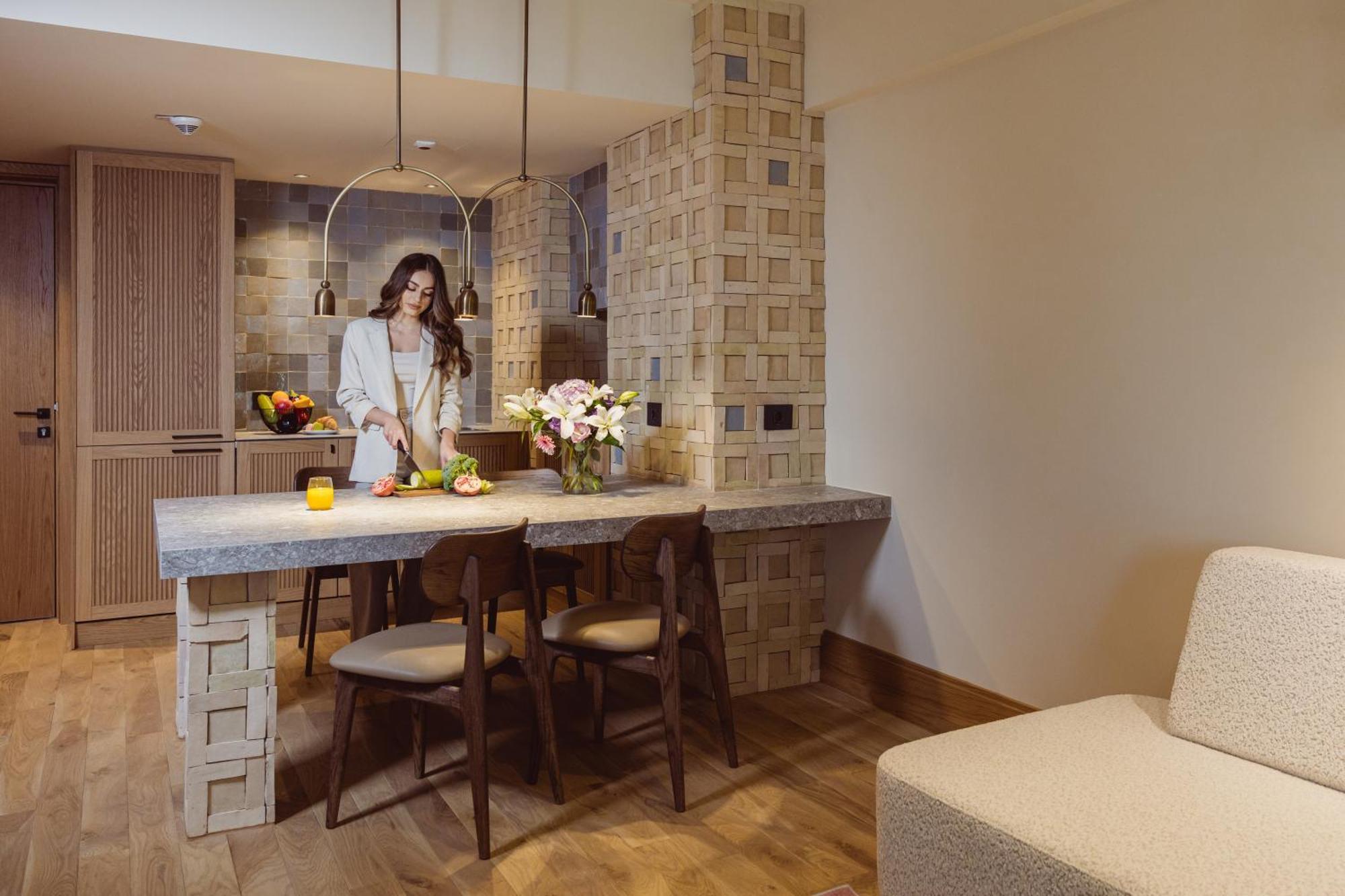 Aparthotel קריובה מראה חיצוני תמונה