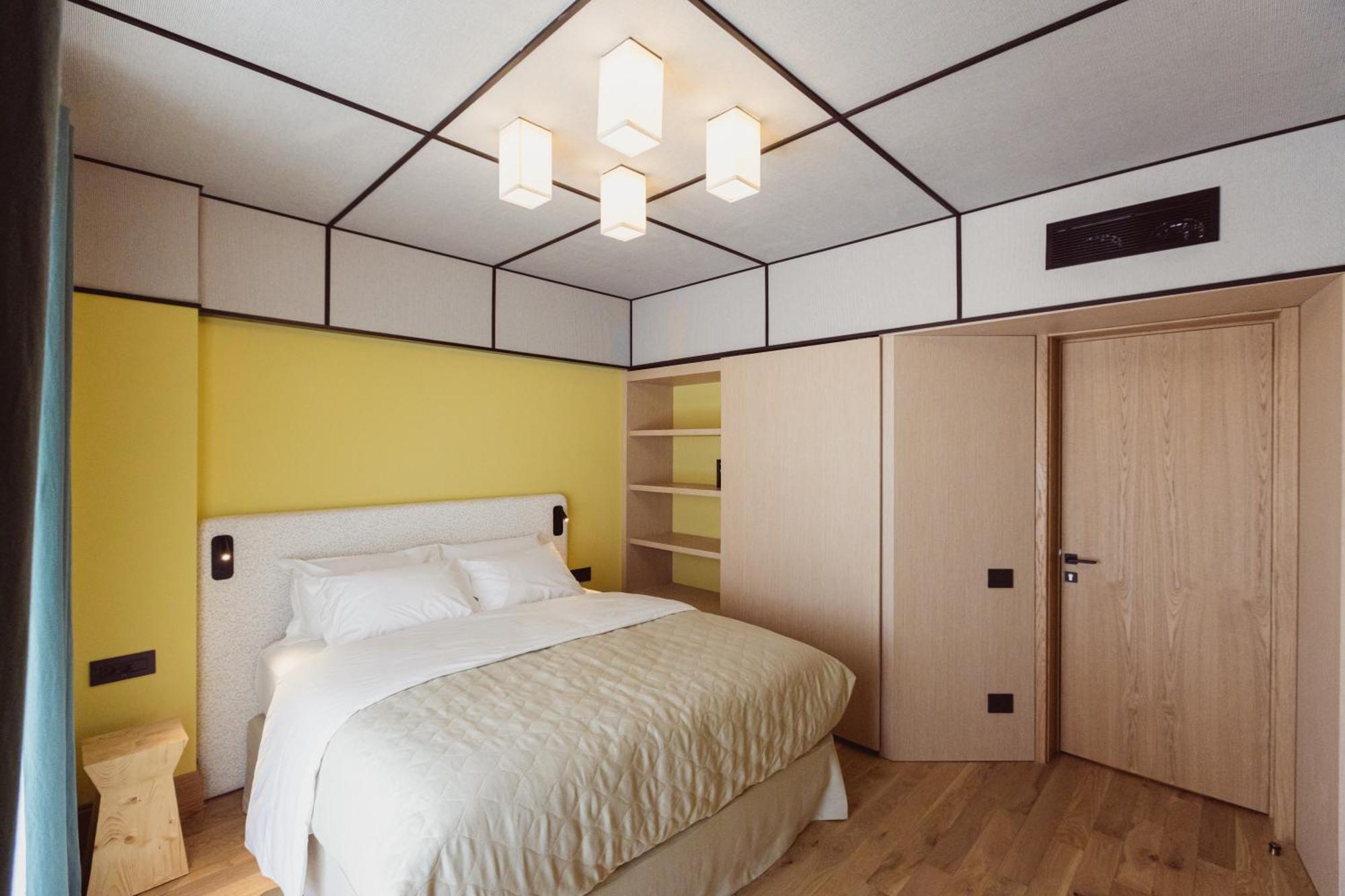 Aparthotel קריובה מראה חיצוני תמונה