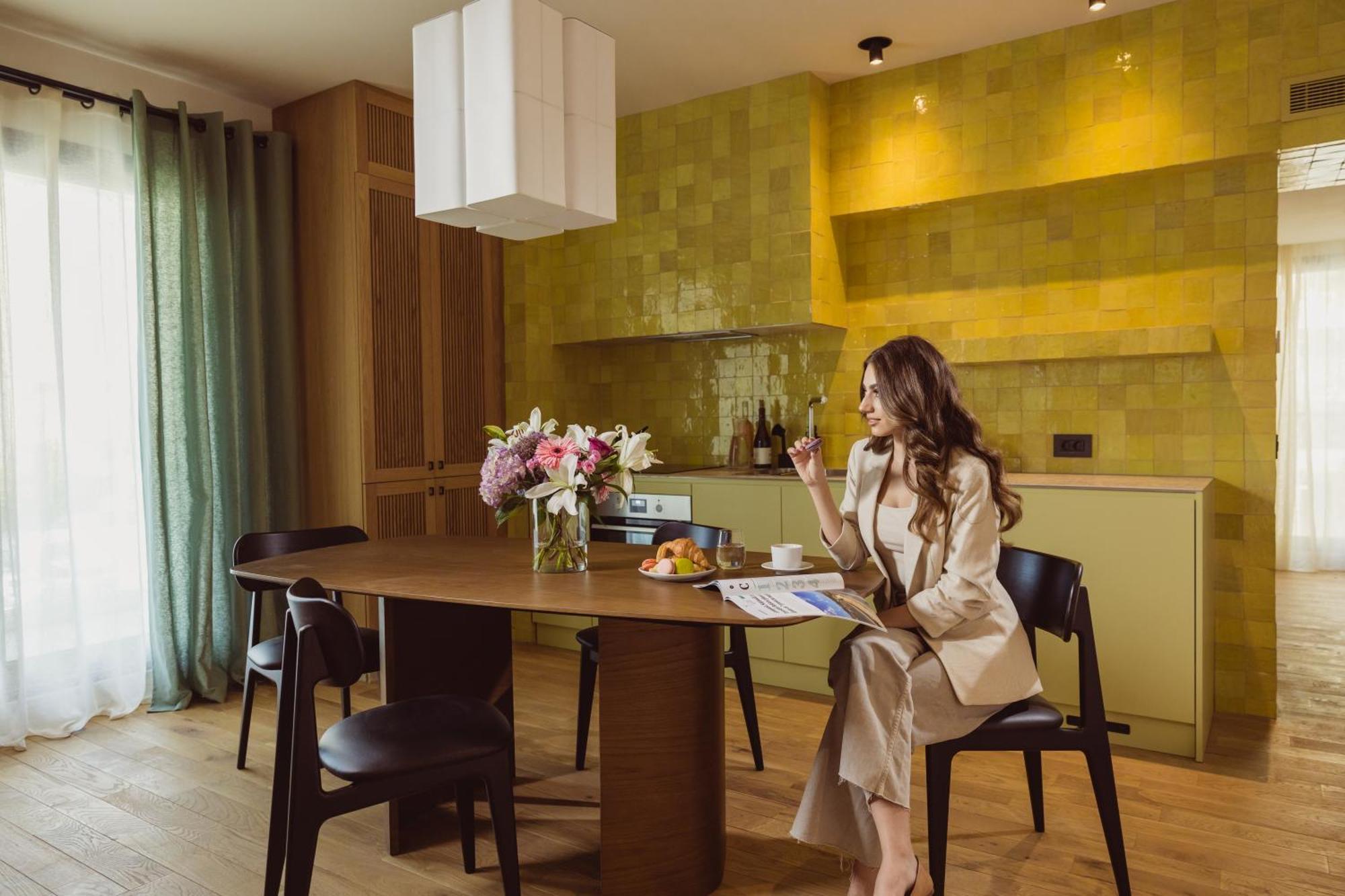 Aparthotel קריובה מראה חיצוני תמונה